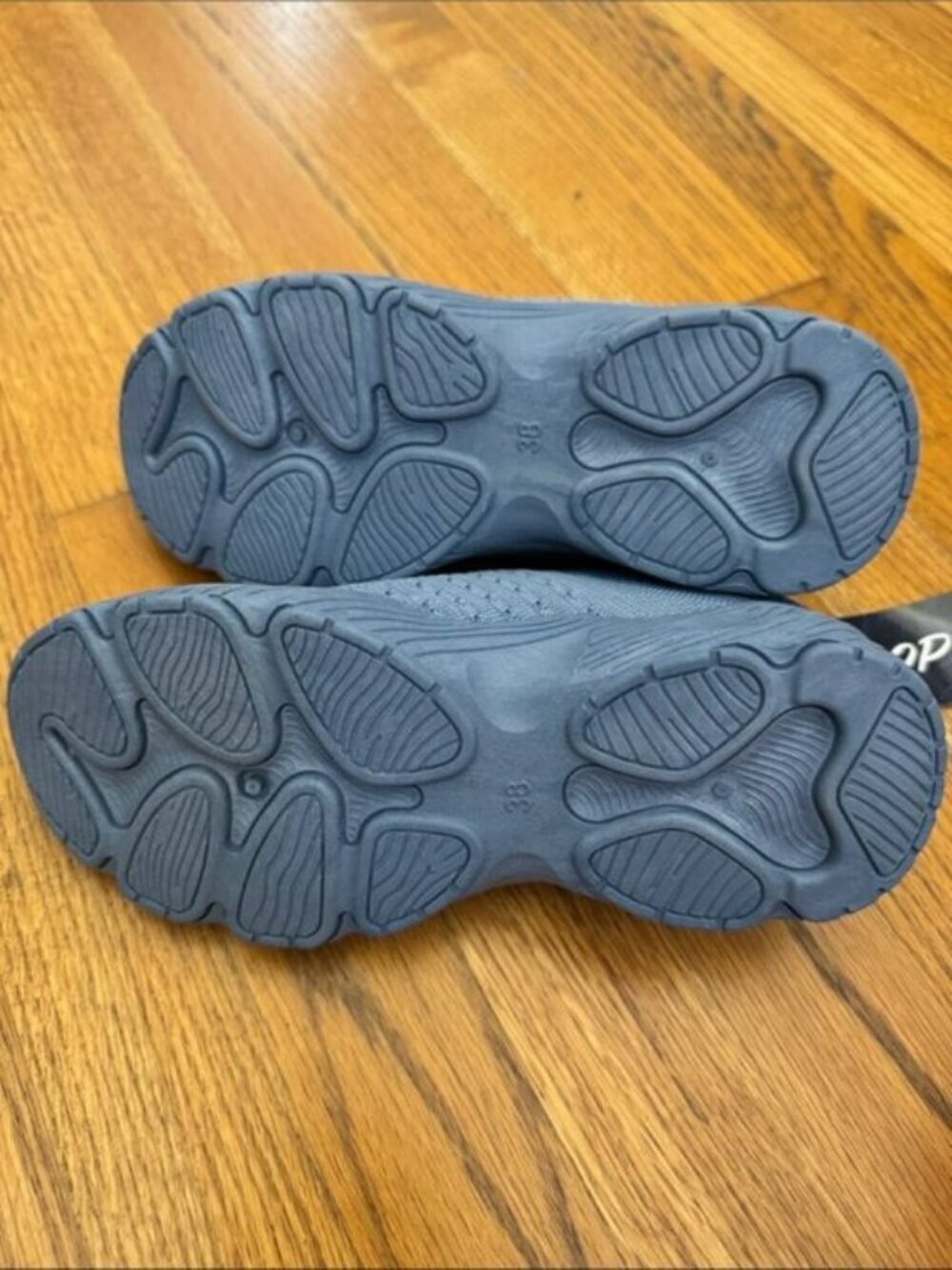 NEW Blue knit sneakers with textured mesh pattern and blue soles - Picture 3 of 5
